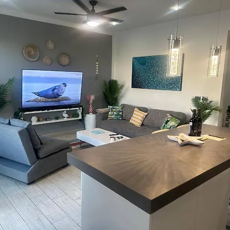 Chic Space, Private Balcony, Roof Pool, Good Wifi