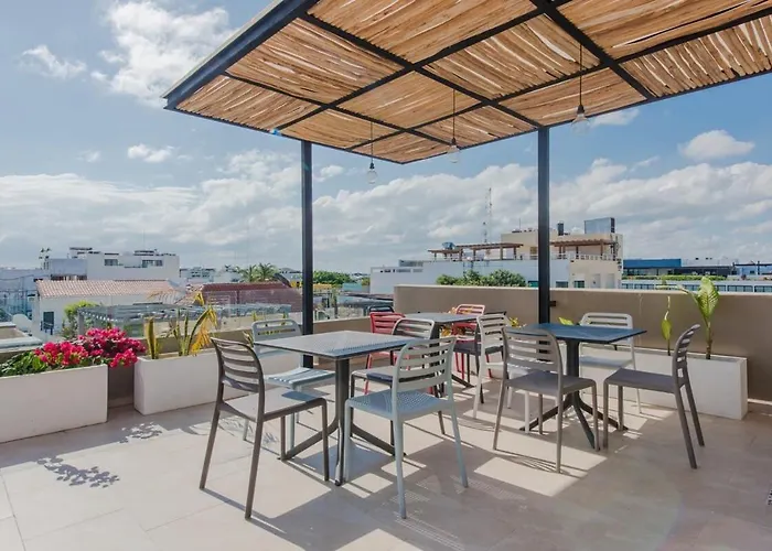 Ferienhaus Chic Space, Private Balcony, Roof Pool, Good Wifi *