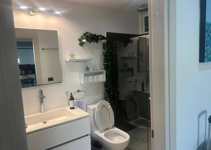 Chic Space, Private Balcony, Roof Pool, Good Wifi